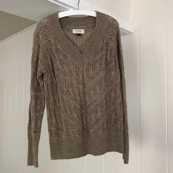 ✨ Bundle of two knit sweaters
