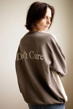 1897 Active Don’t Know Don’t Care Fleece Sweatshirt for Women in Beige/Fossil | GT883-BEIGEFOSSIL