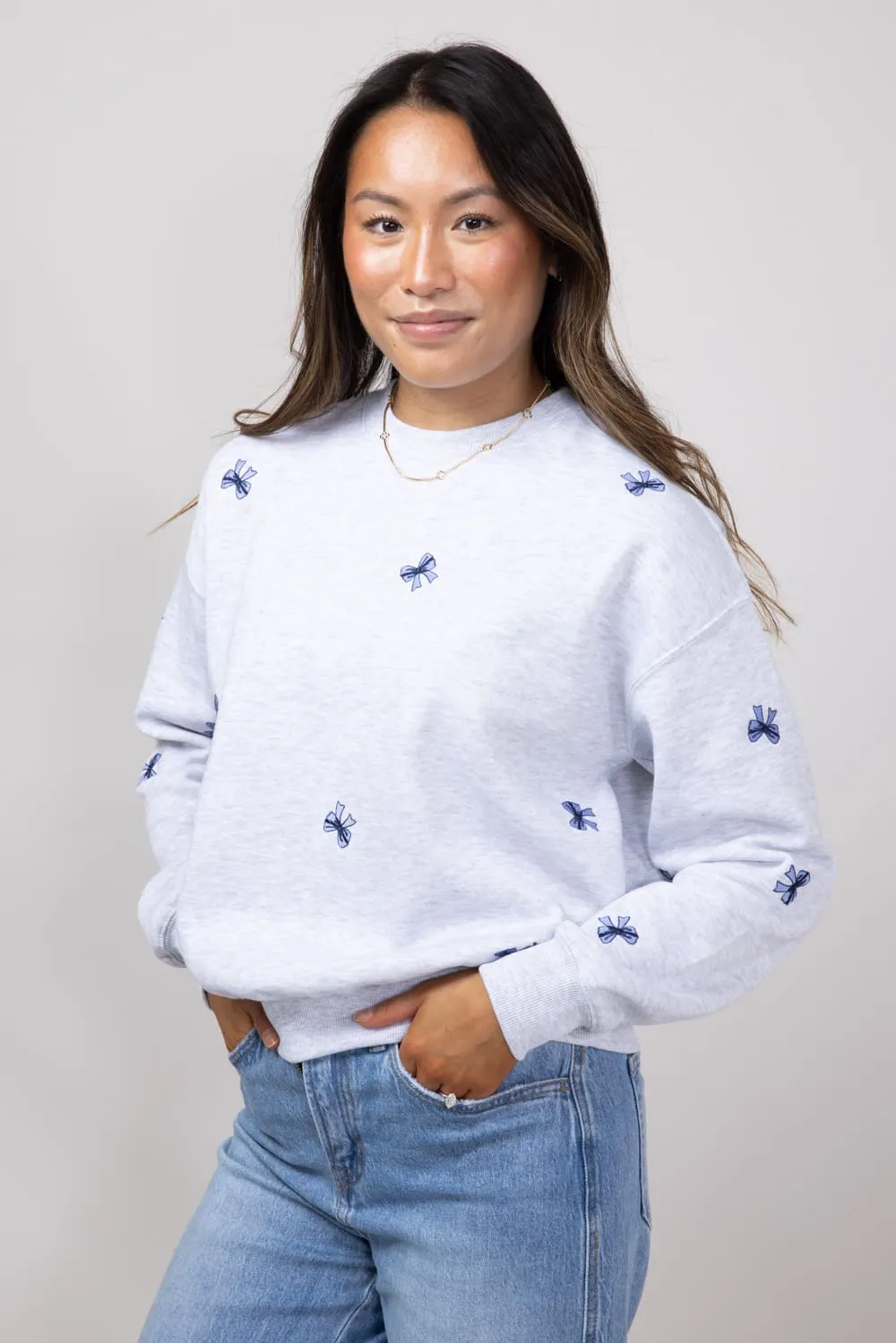 1897 Active Embroidered Bows Fleece Sweatshirt for Women in Ice Grey | T039-ICEGREY