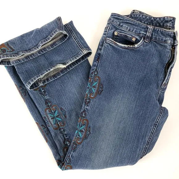 A.M.I Embroidered Leg Jeans Women Size 8 Western Blue Denim Boho Gypsy Straight