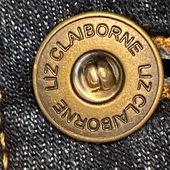 COPY - Liz Claiborne Classic Fit Straight Leg Denim Blue Jeans Size 6
