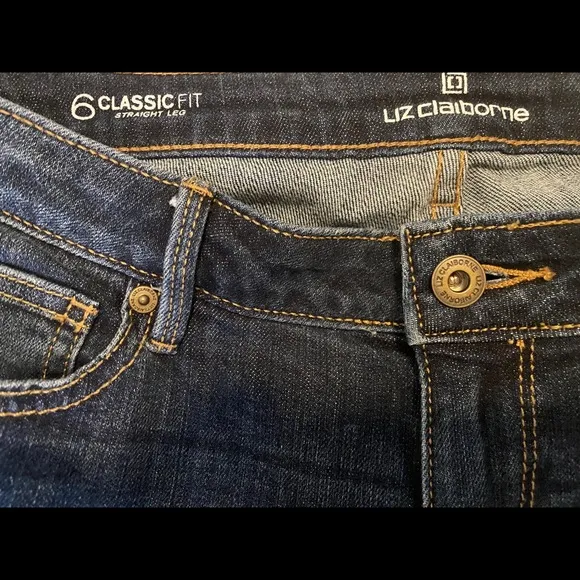 COPY - Liz Claiborne Classic Fit Straight Leg Denim Blue Jeans Size 6