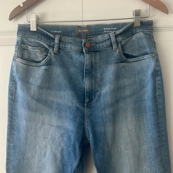 DL1961 Rachel Flare Ultra High Rise Jeans Sz 30