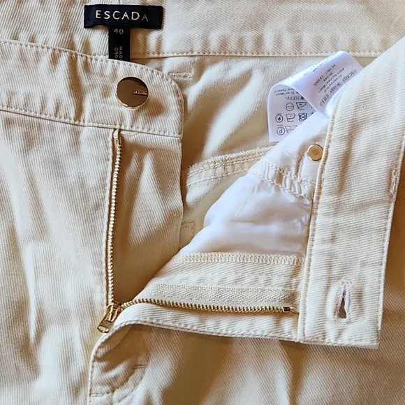 Escada Canary Yellow Straight Leg Jeans Size 40 or US 8