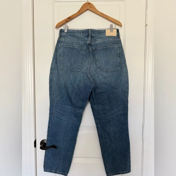 Everlane Curvy 90s Cheeky Straight Jeans - 31