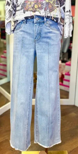 FDJ Olivia Wide Pale Wash Jeans