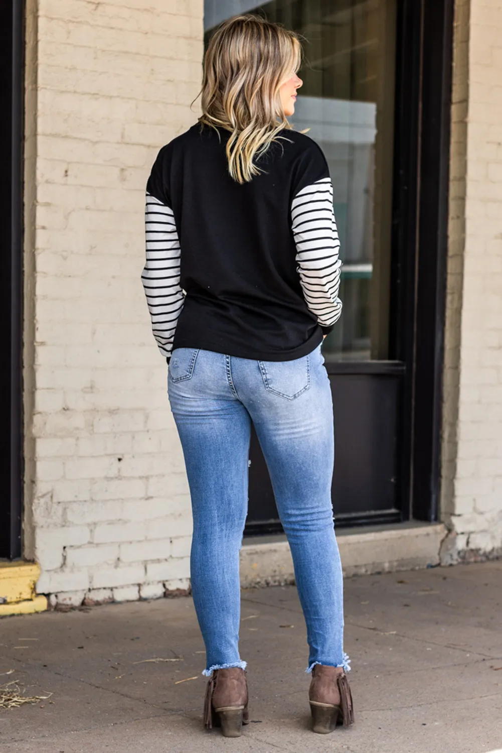Floral Steer Head Graphic Patchwork Sweatshirt
