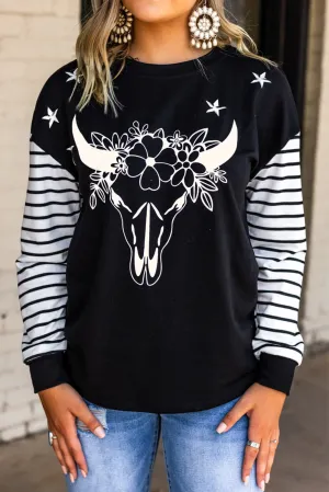 Floral Steer Head Graphic Patchwork Sweatshirt
