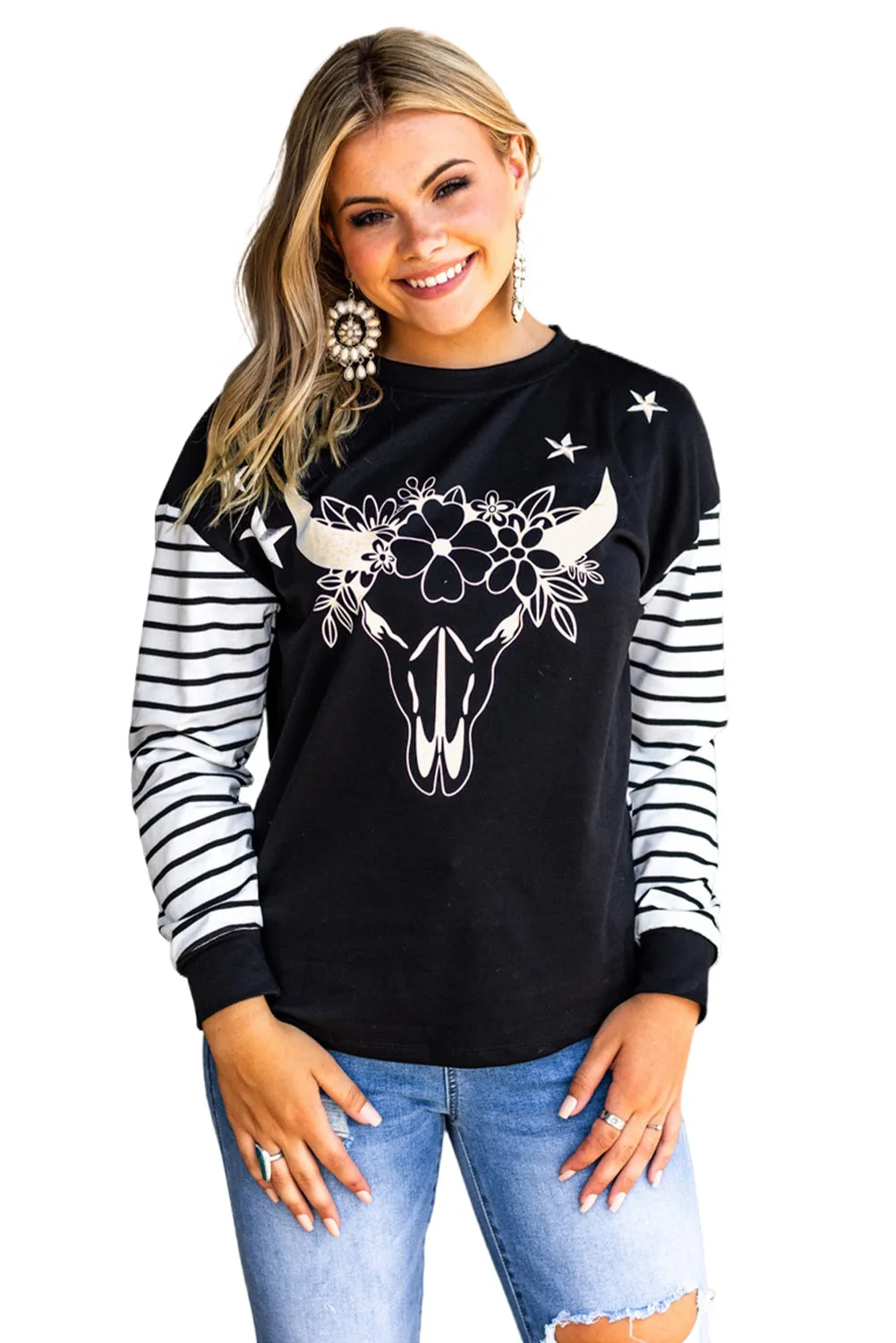 Floral Steer Head Graphic Patchwork Sweatshirt