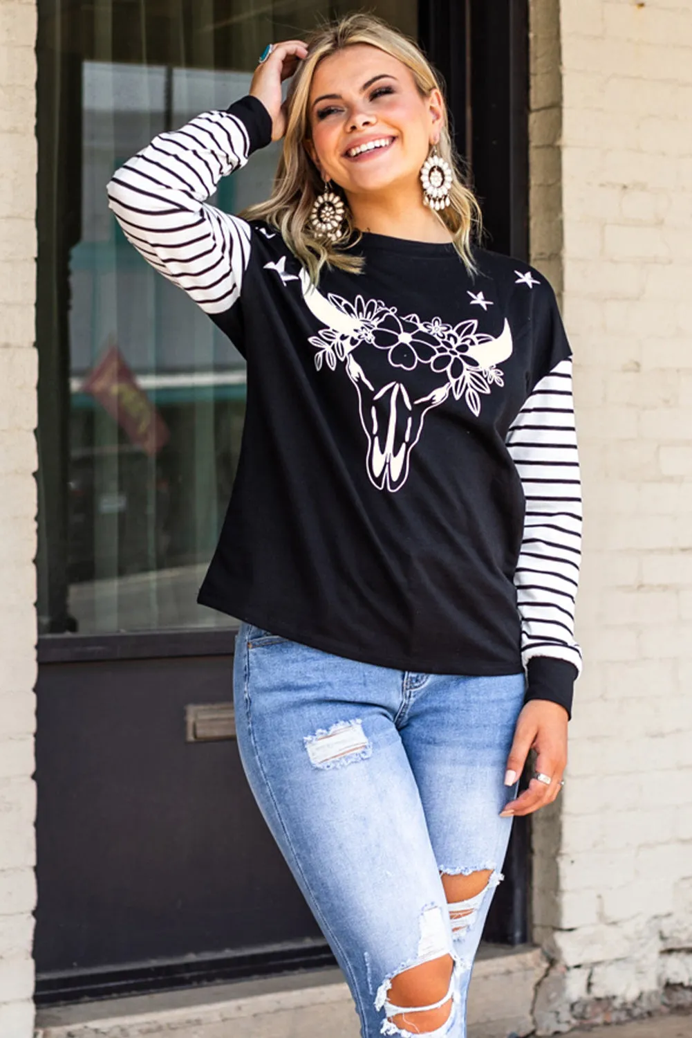 Floral Steer Head Graphic Patchwork Sweatshirt