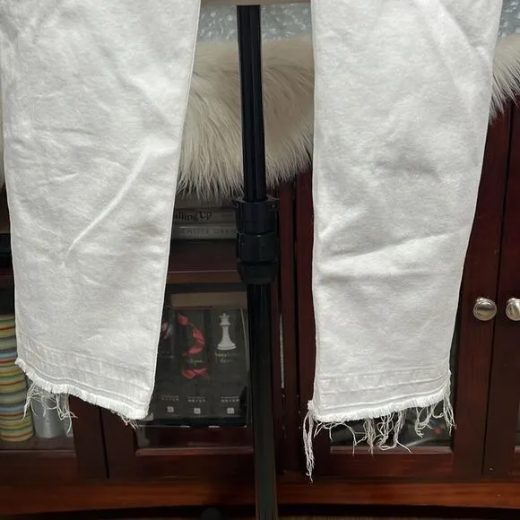 Joe’s Jeans White Azami Released Hem Straight Crop