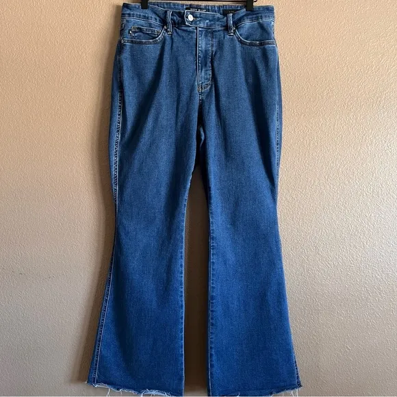 Judy Blue Flare Wide Leg Raw Hem Double Button Jeans in Classic Blue Size 16W