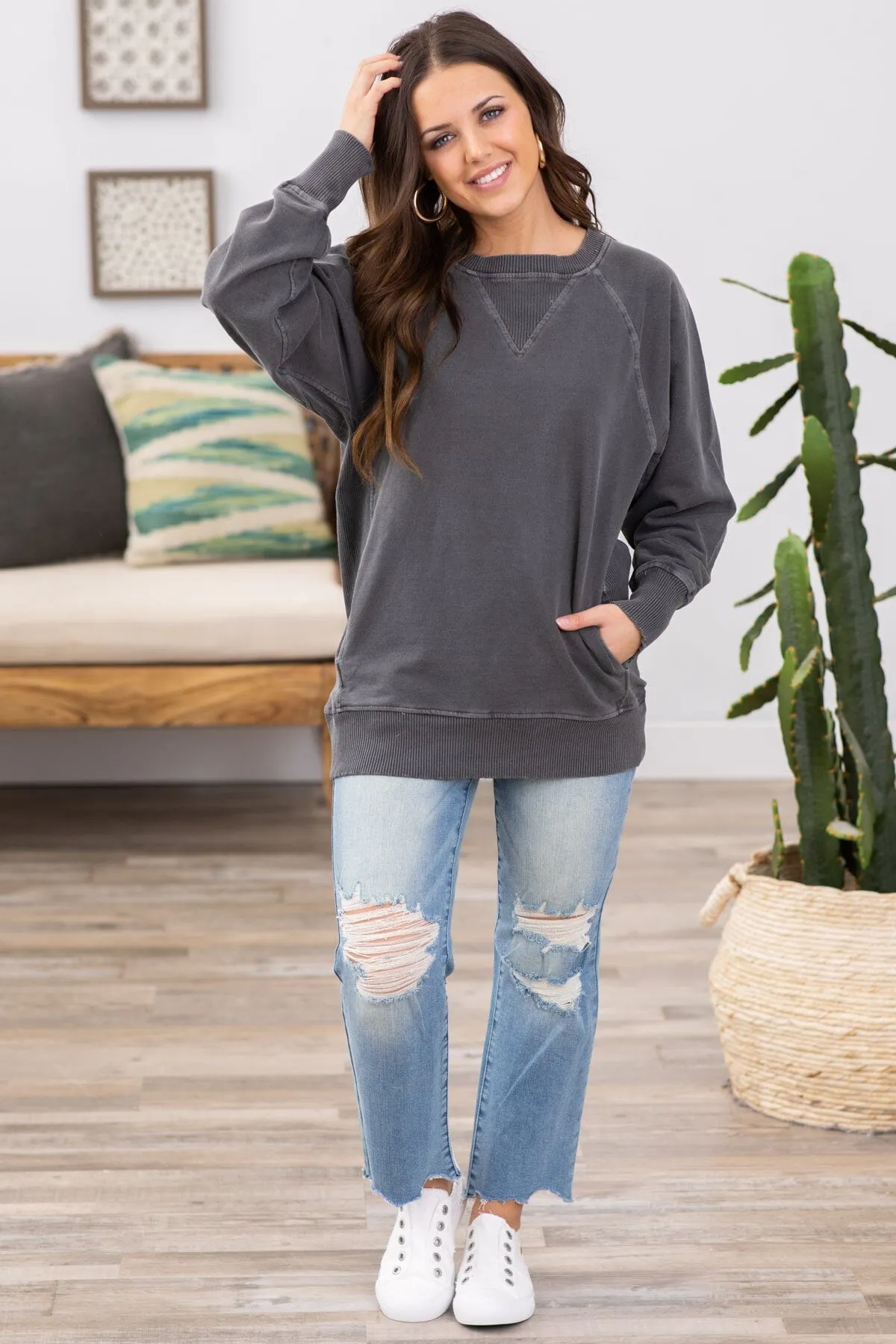 Judy Blue Fray Hem Straight Leg Jeans
