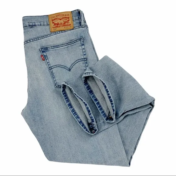 Levi’s 514 Light Blue Wash Straight Leg Jeans Size 33/30