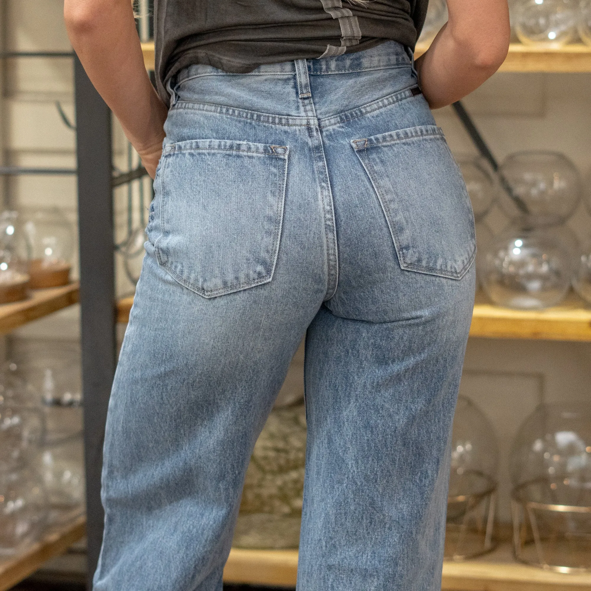 Mara Ultra High Rise 90's Wide Leg