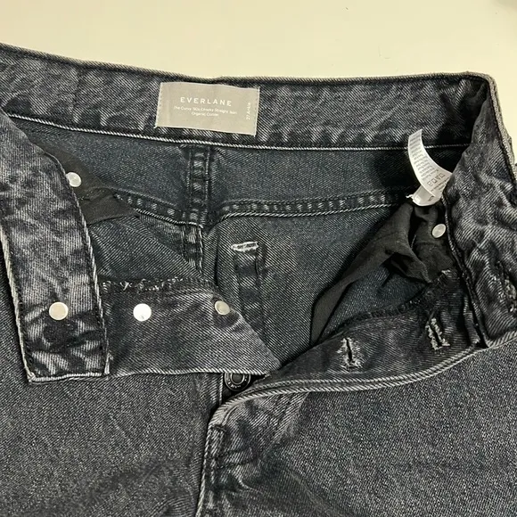 NWT Everlane The 90’s Curvy Cheeky Jeans in Washed Black Size 27