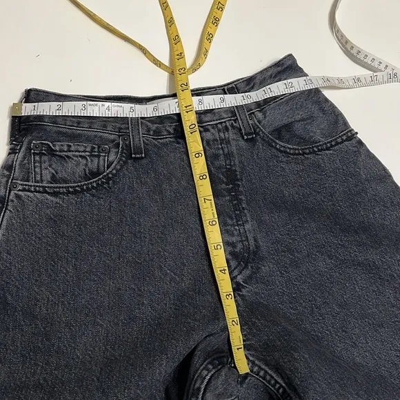 NWT Everlane The 90’s Curvy Cheeky Jeans in Washed Black Size 27