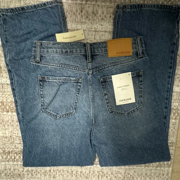 NWT Francesca’s High Rise Straight Jeans Size 26