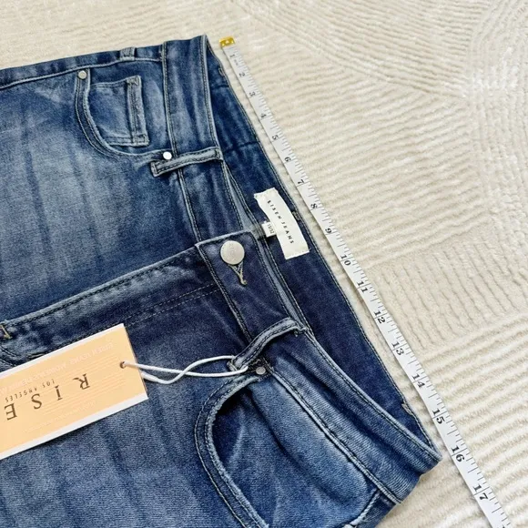 NWT Risen High Rise Crop Straight Jeans Medium Blue Wash RDP5250 Size 15 / 32