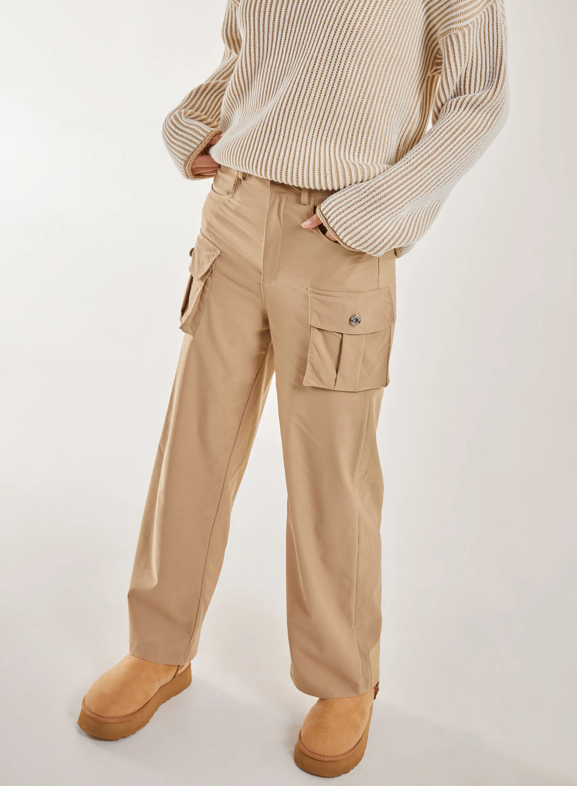 Oversized Pocket Wide Leg Cargo Trousers