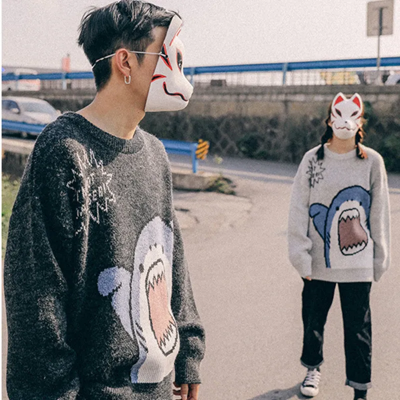 "SHARK COUPLE" SWEATER N022110