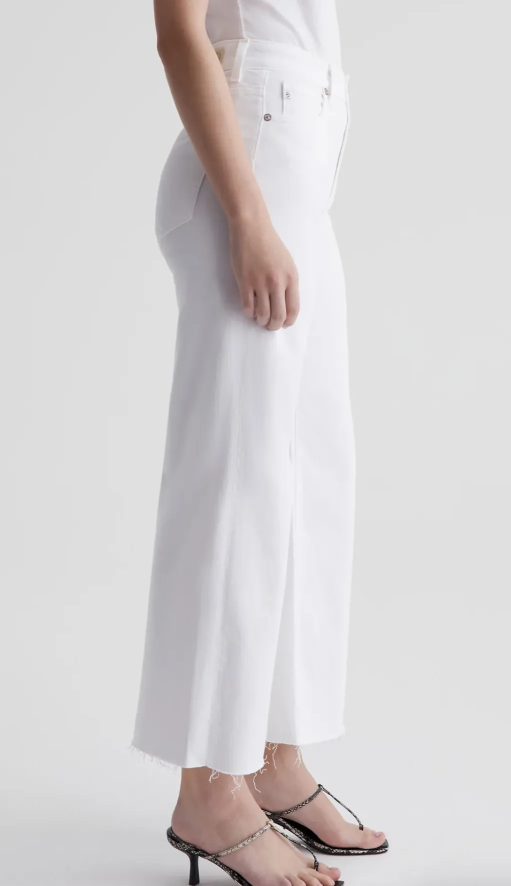 Saige Wide Leg Crop Jeans