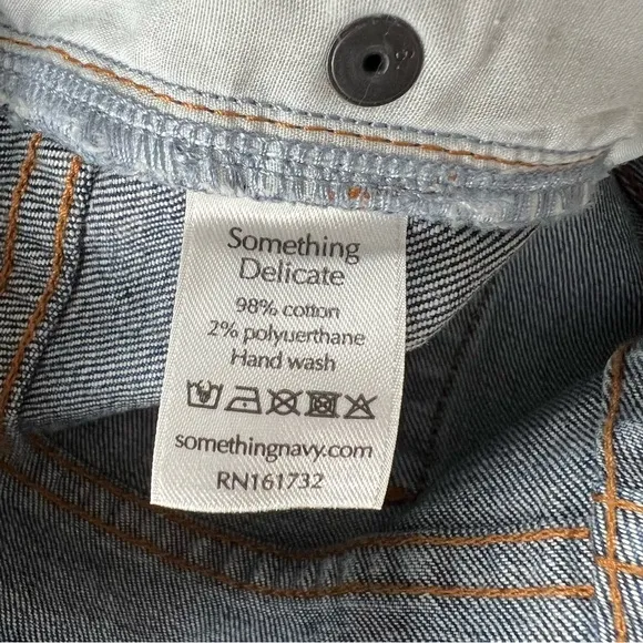 Something Navy High Waisted Straight Leg Jeans Size 6 Medium Blue Wash