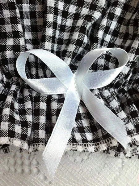 Sweet Lolita Bloomers Two-Toned Plaids Bows Cotton Lolita Shorts For Women