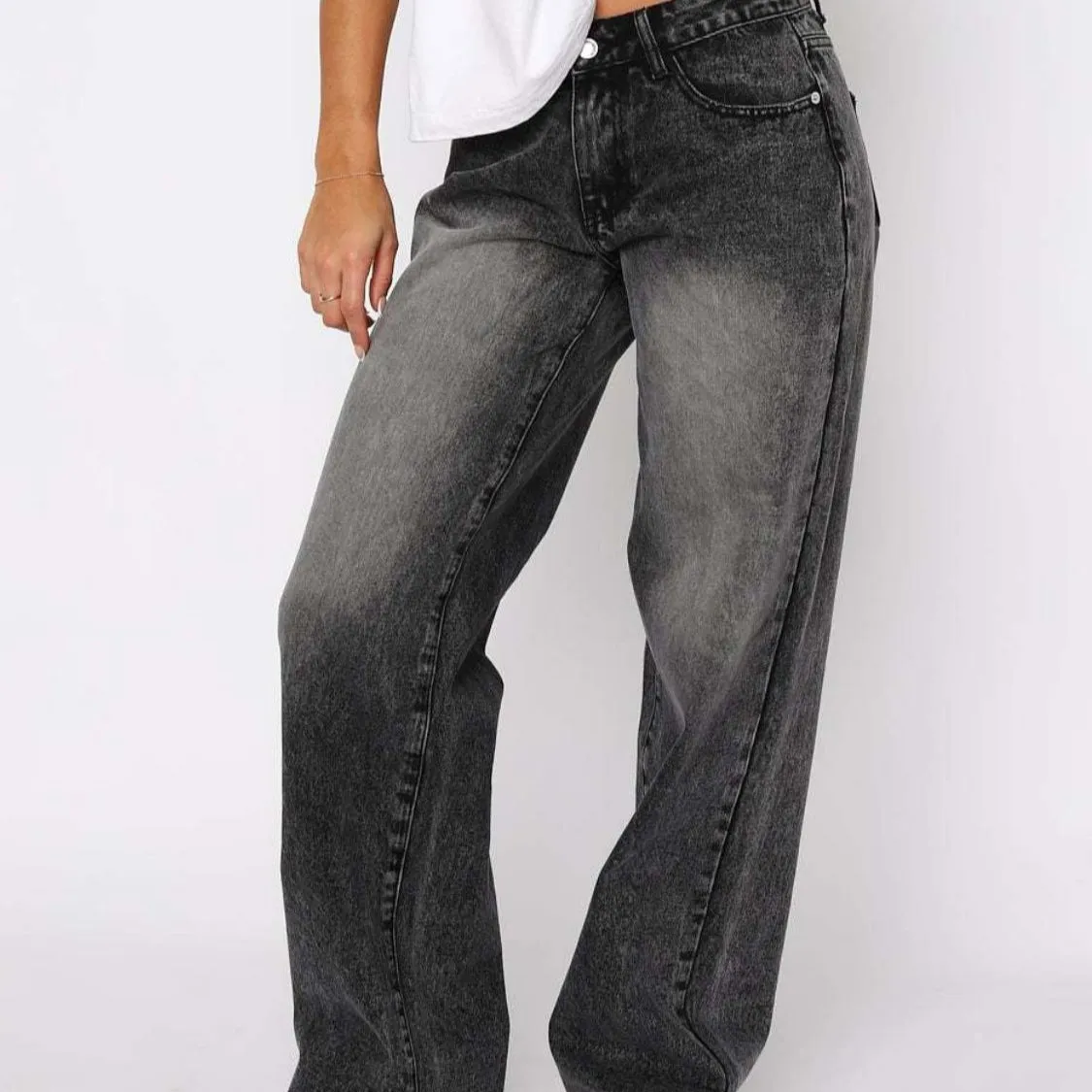 Wide Leg Jeans with Pockets