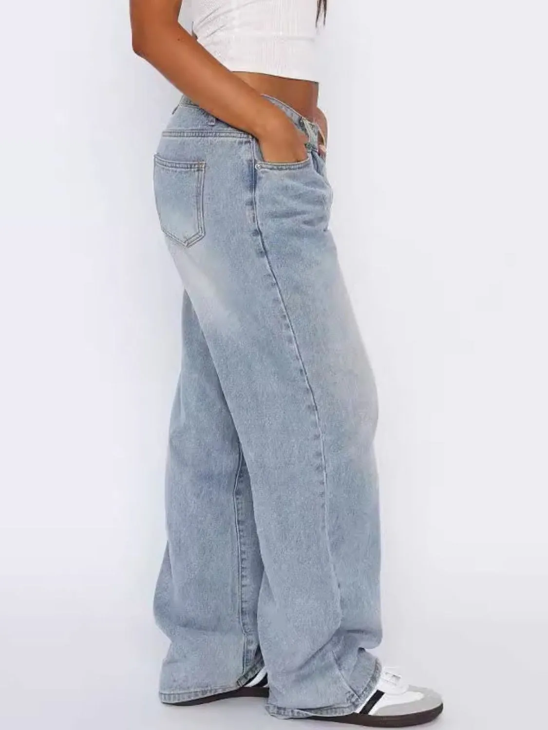 Wide Leg Jeans with Pockets