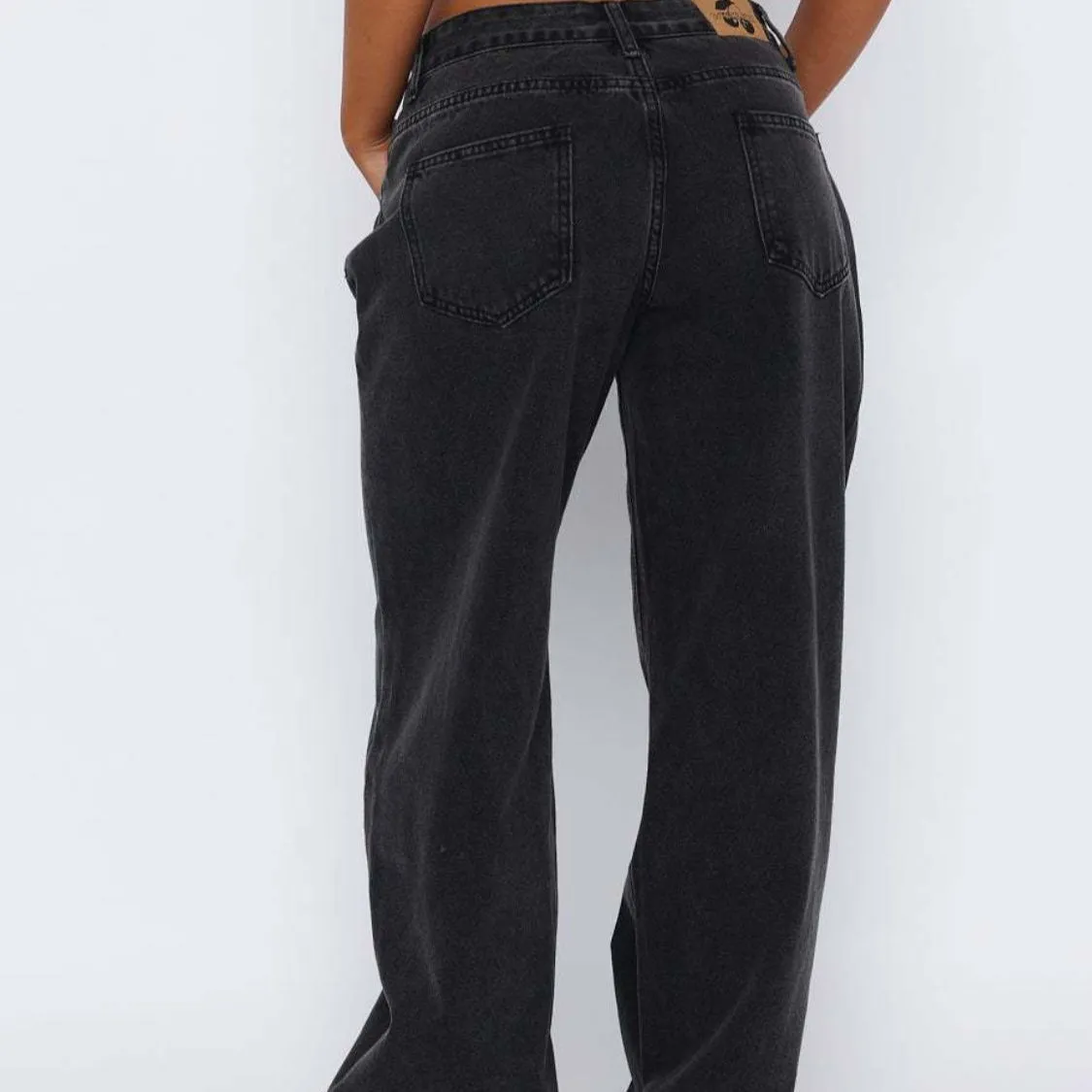 Wide Leg Jeans with Pockets
