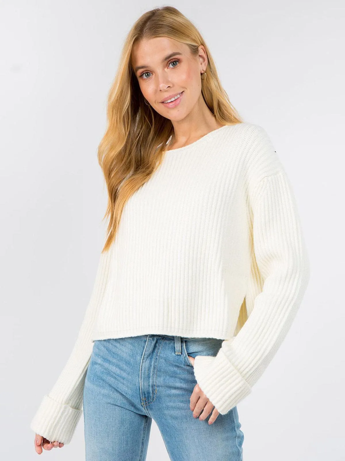 WOMEN'S LONG SLEEVE RIBBED KNIT SWEATER