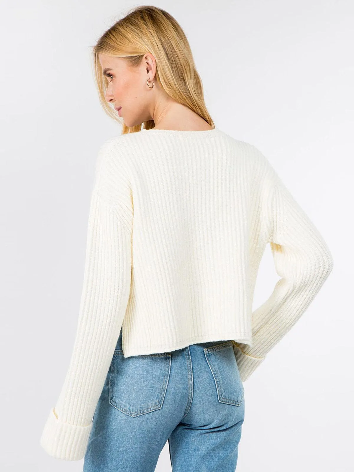 WOMEN'S LONG SLEEVE RIBBED KNIT SWEATER