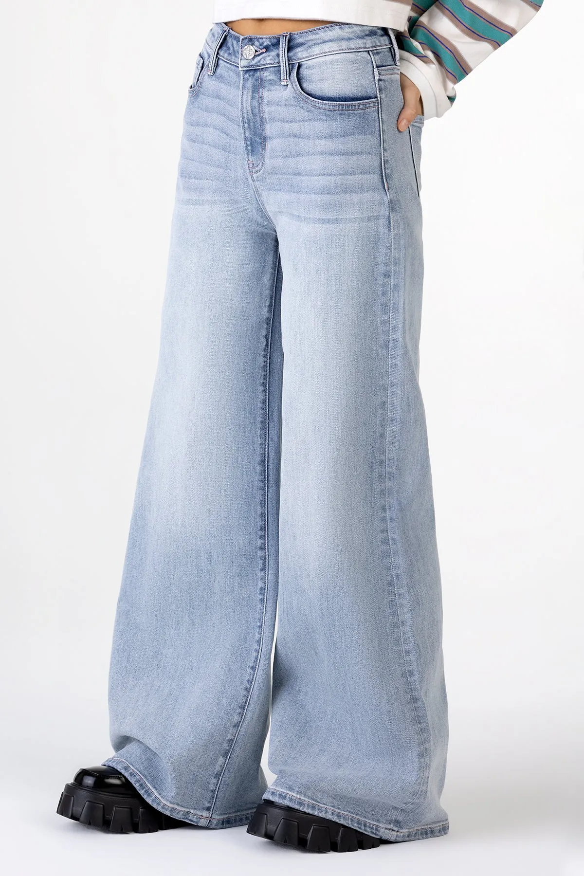 Wren Super Wide Leg Jeans