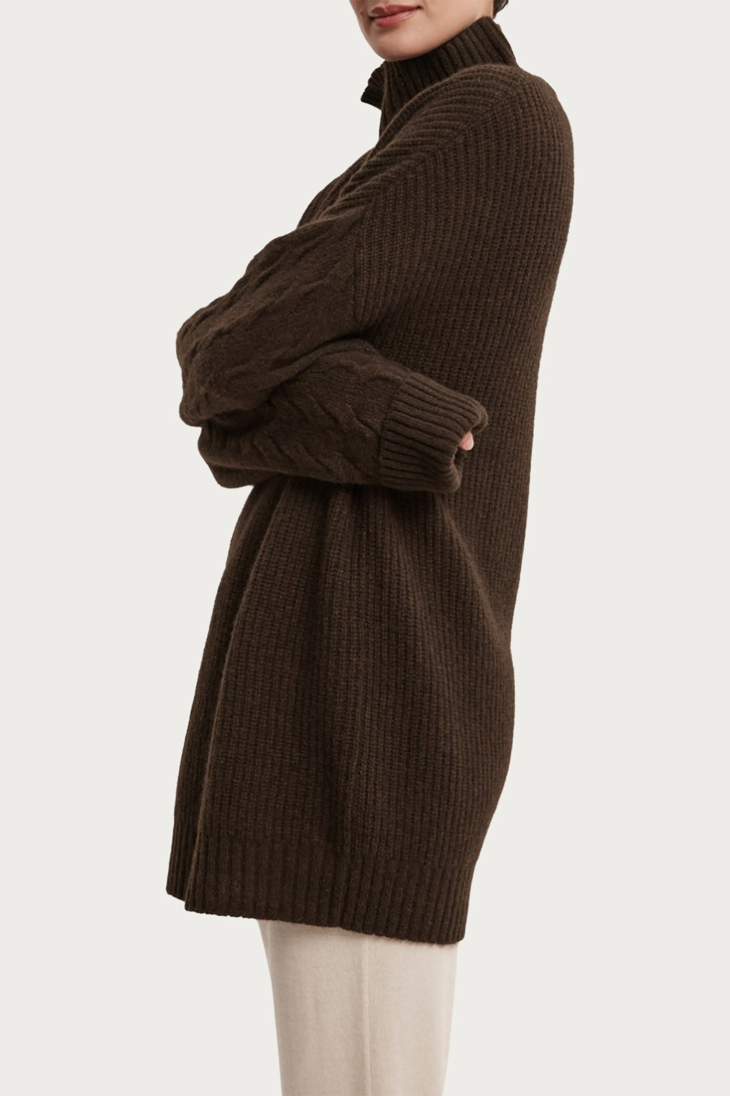 YAK WOOL TURTLENECK SWEATER