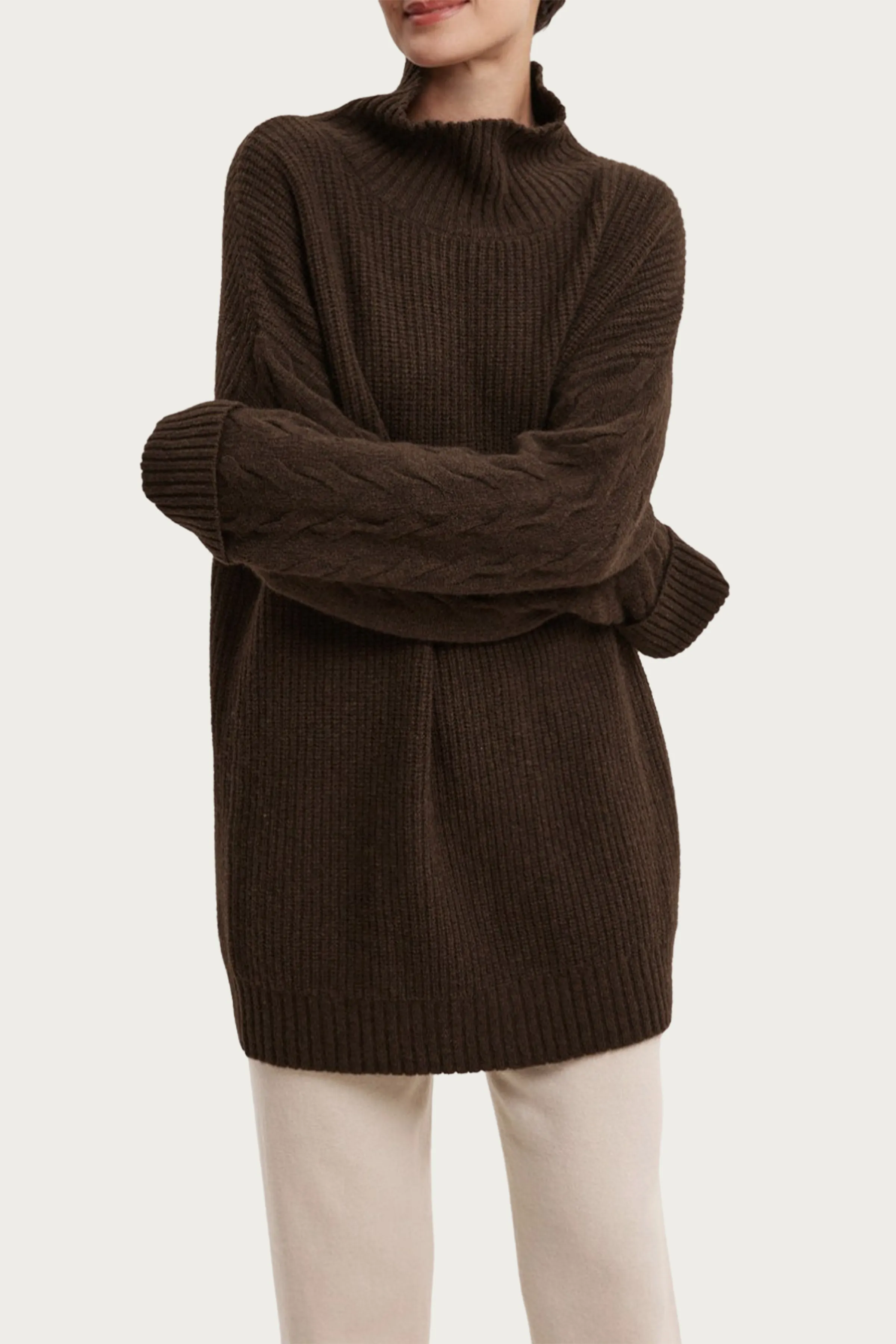 YAK WOOL TURTLENECK SWEATER