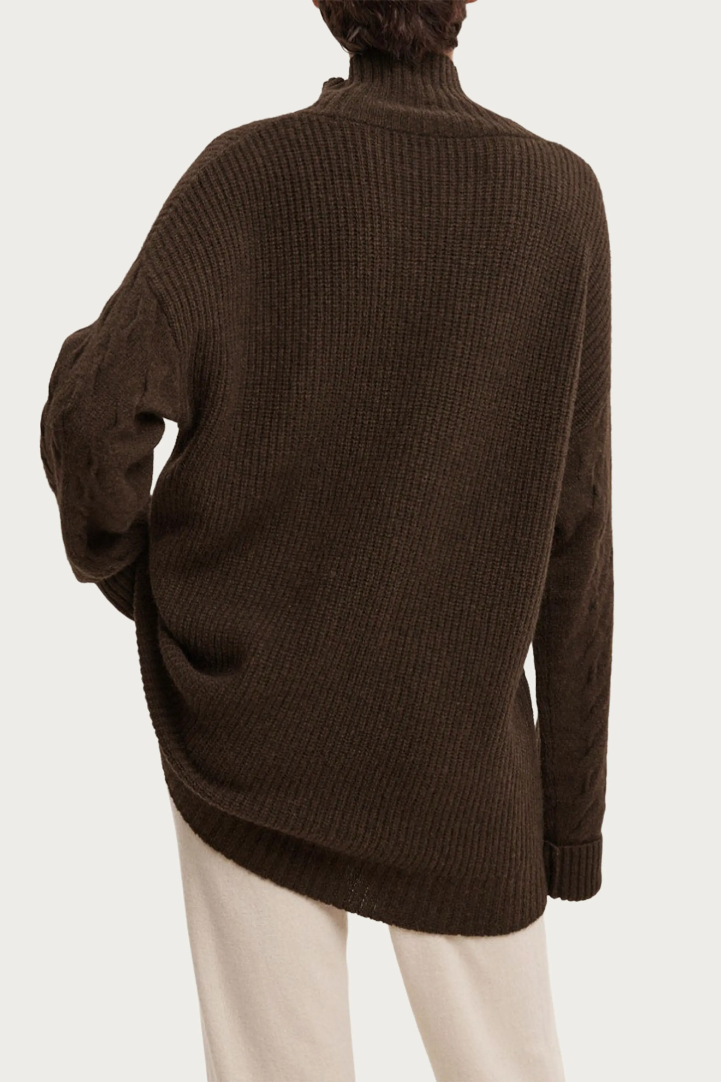 YAK WOOL TURTLENECK SWEATER