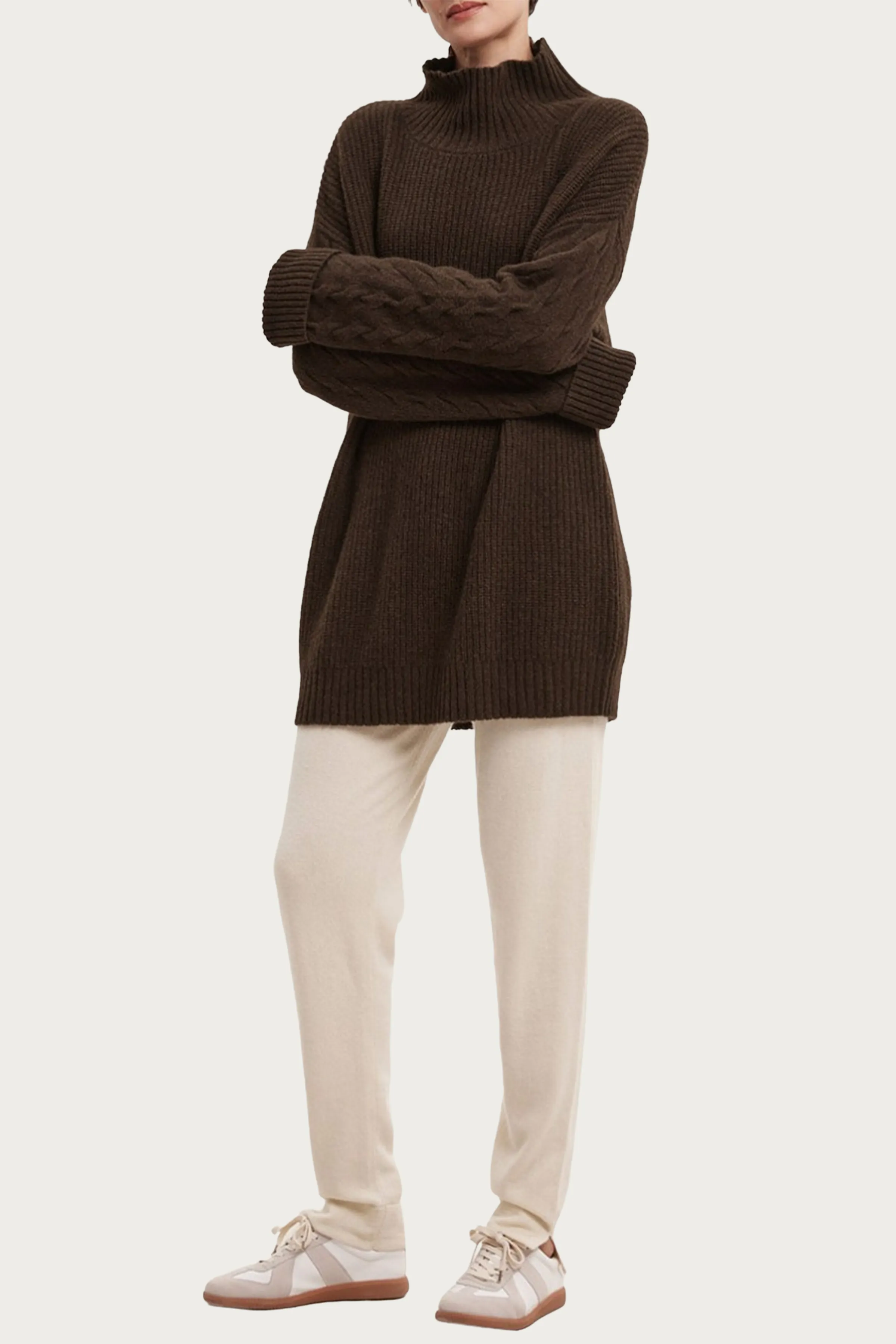 YAK WOOL TURTLENECK SWEATER