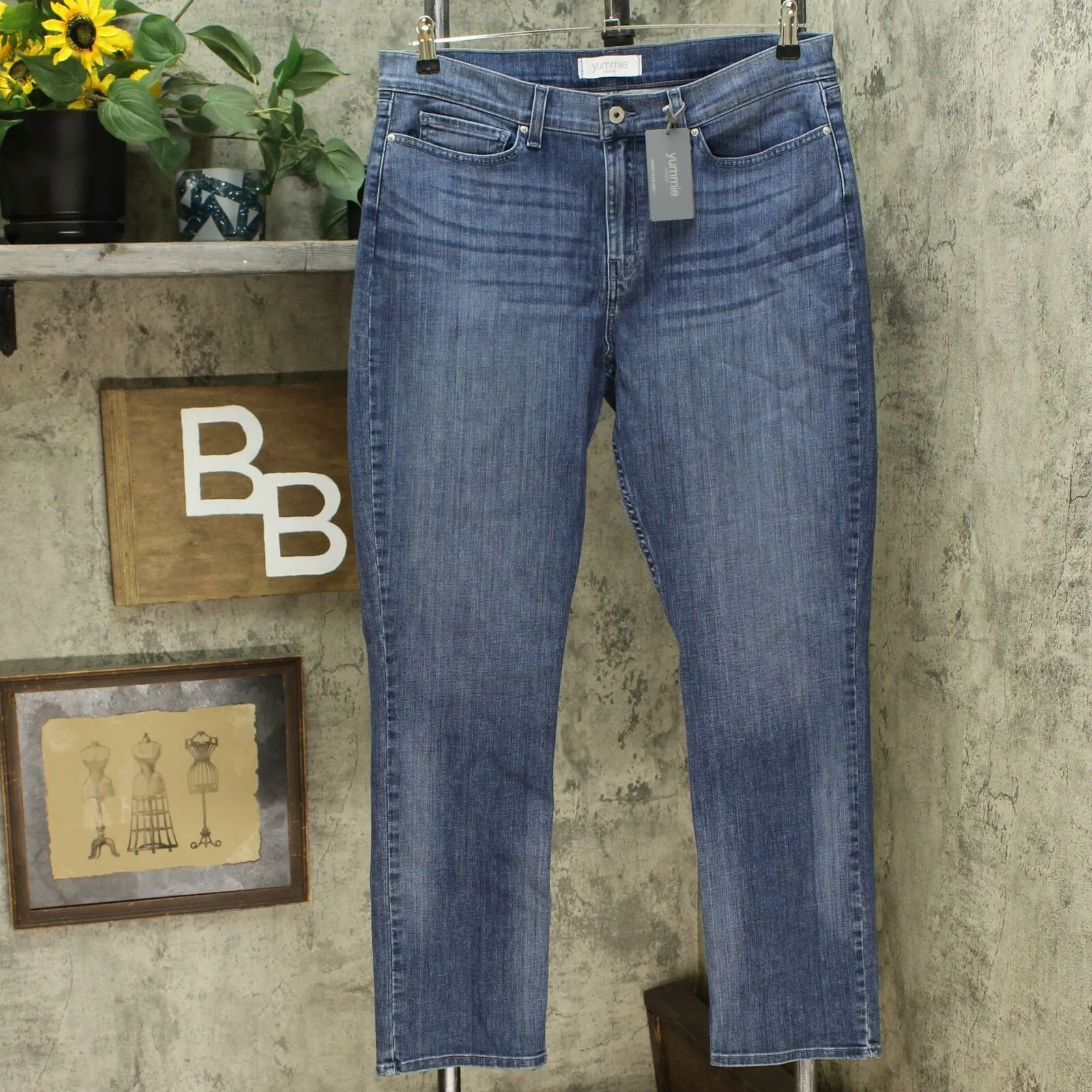Yummie Women's 5 Pocket Straight Leg Jeans