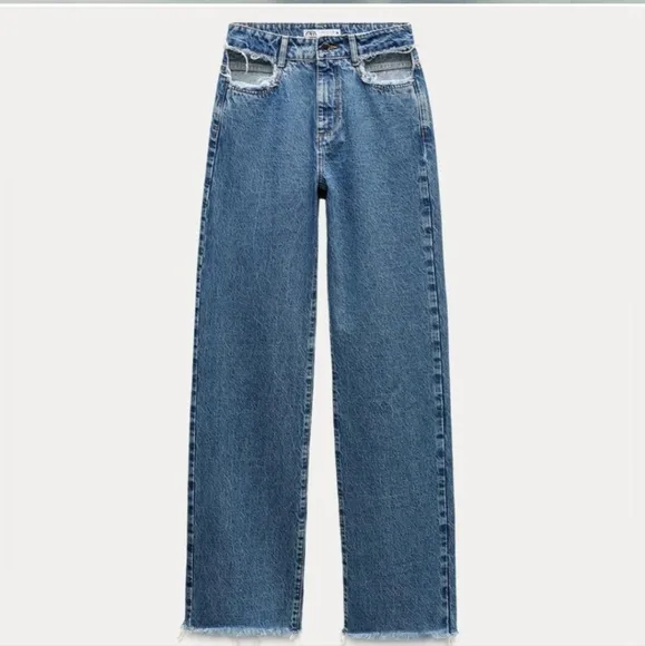 ZARA MID RISE RIPPED CUT OUT STRAIGHT LEG JEANS Size 6